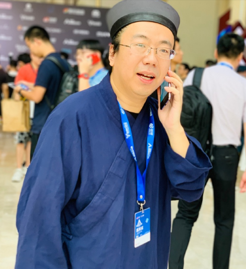 原创对岸旗子遭雷劈网友道长五雷大法达此境界梁兴扬我不负责