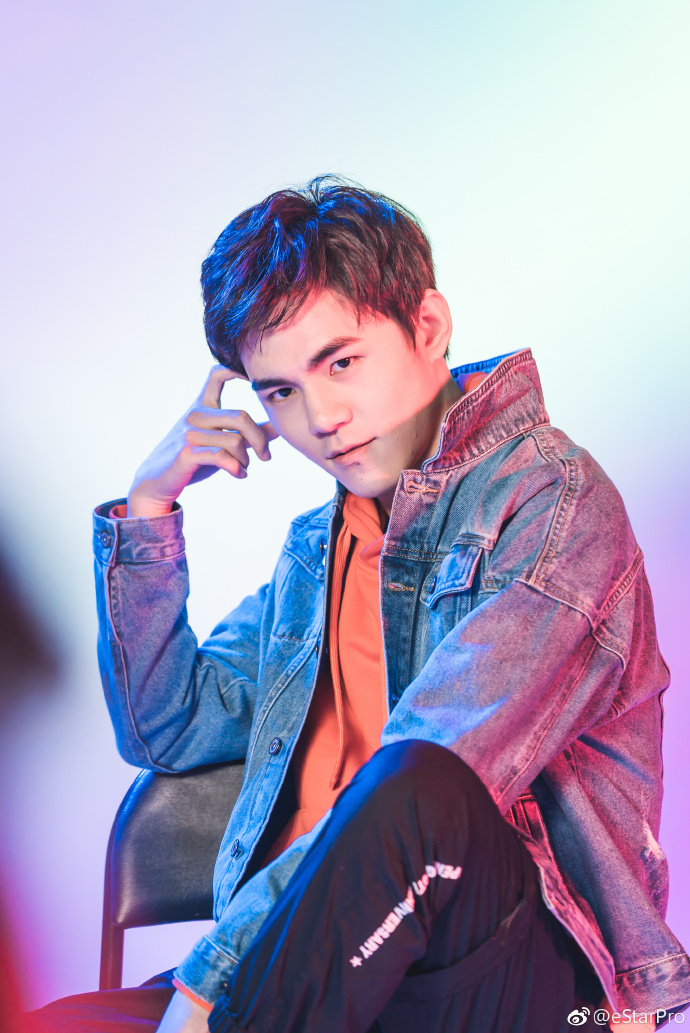 诺言赛后采访马上对阵rw侠会比较有压力觉得有点悬