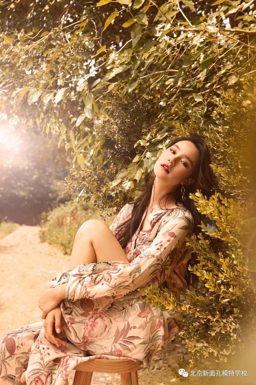 "麻豆"新人镜前拍摄指南:凹造型再也没输过!