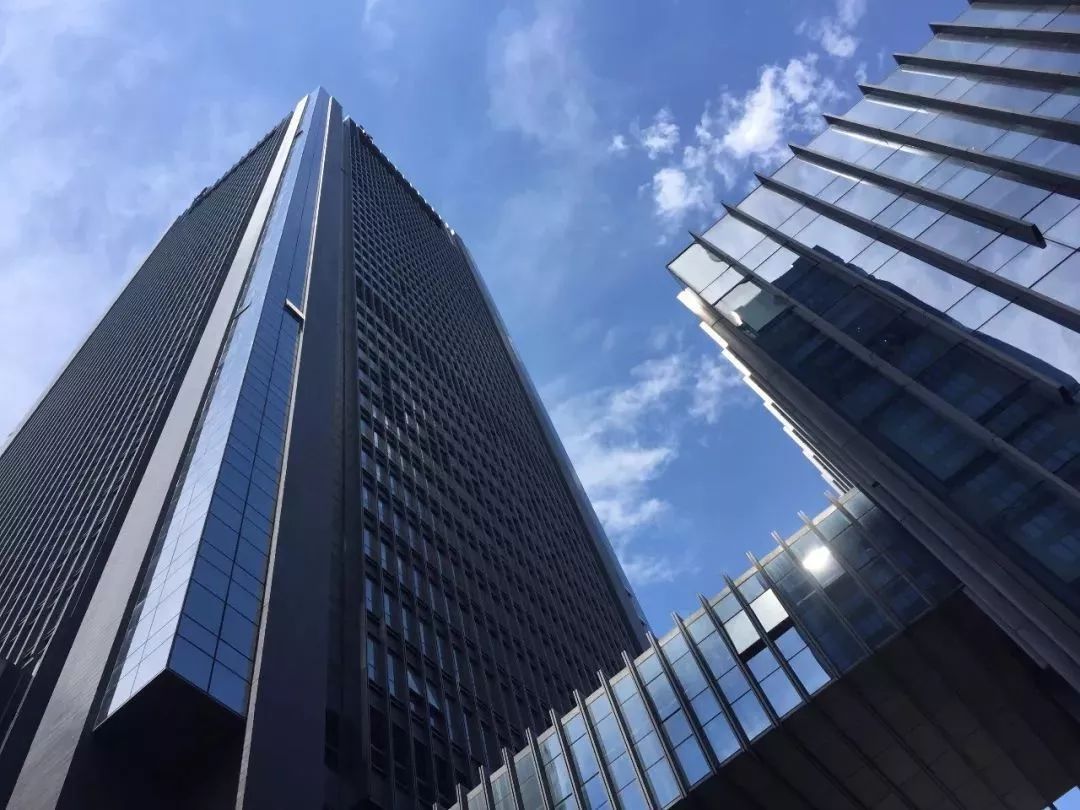 分享万胜广场ai物联网出入口身份认证解决方案