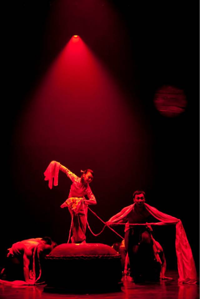 舞剧《红高粱》剧情简介好啊舞剧《红高粱》是根据诺贝尔文学奖获得者