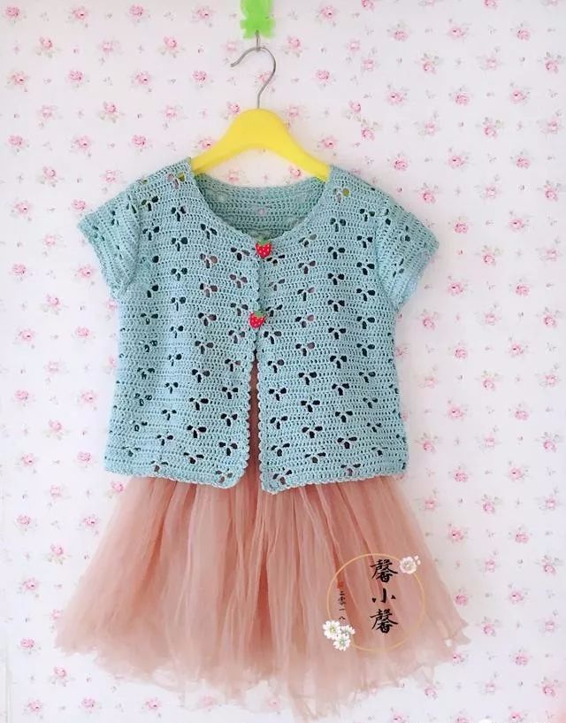 「钩编图解」清爽的儿童拼花套头衫,开衫图解,适宜搭配裙子_衣服