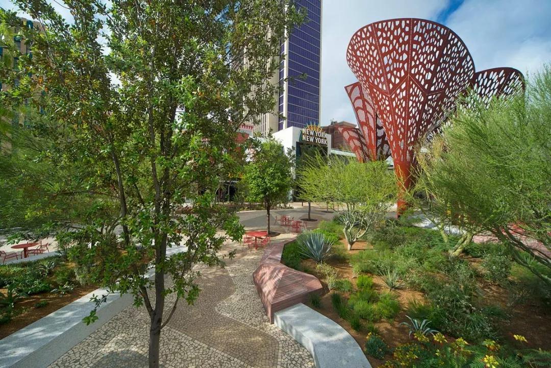 户外公共遮阳设计一种城市的特殊明信片