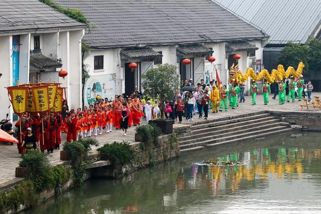 震泽千年母亲河缤纷頔塘有大美