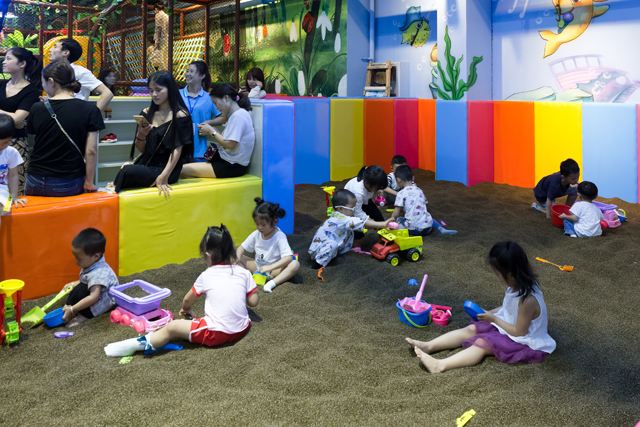 室内儿童乐园除了玩还能带给孩子什么