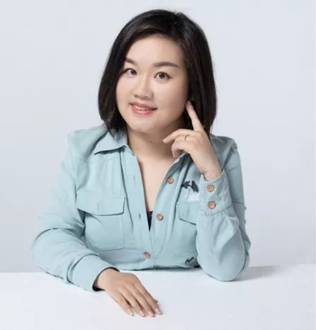 早高峰这俩主持人说这个logo不火赖我