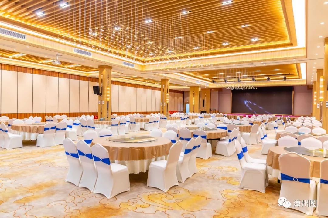 高bigger宴会厅超美的啤酒花园广场也要get!