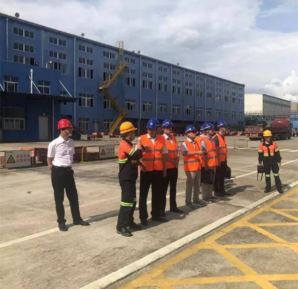 国家工信部办公厅楼宇光主任一行到蛟洋工业区调研