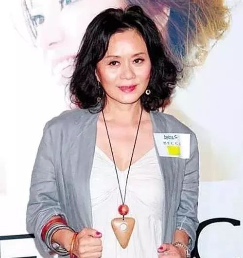 钟慧冰在至八会里最好最铁的朋友是林建明.