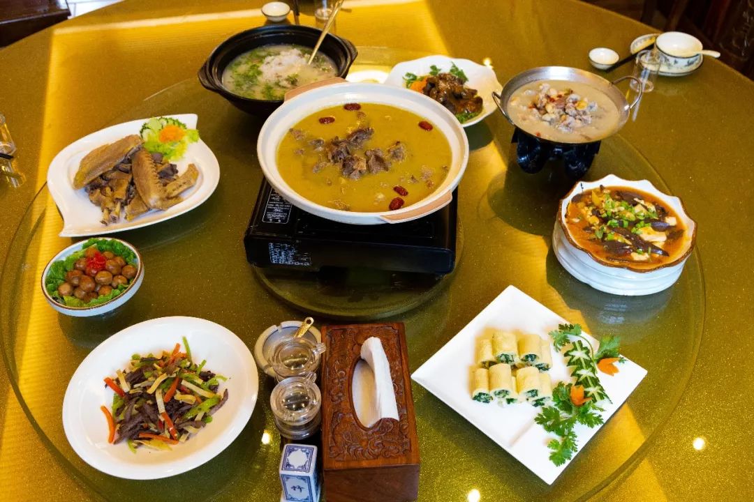 来岁月静好吃一顿幸福的全鸭宴