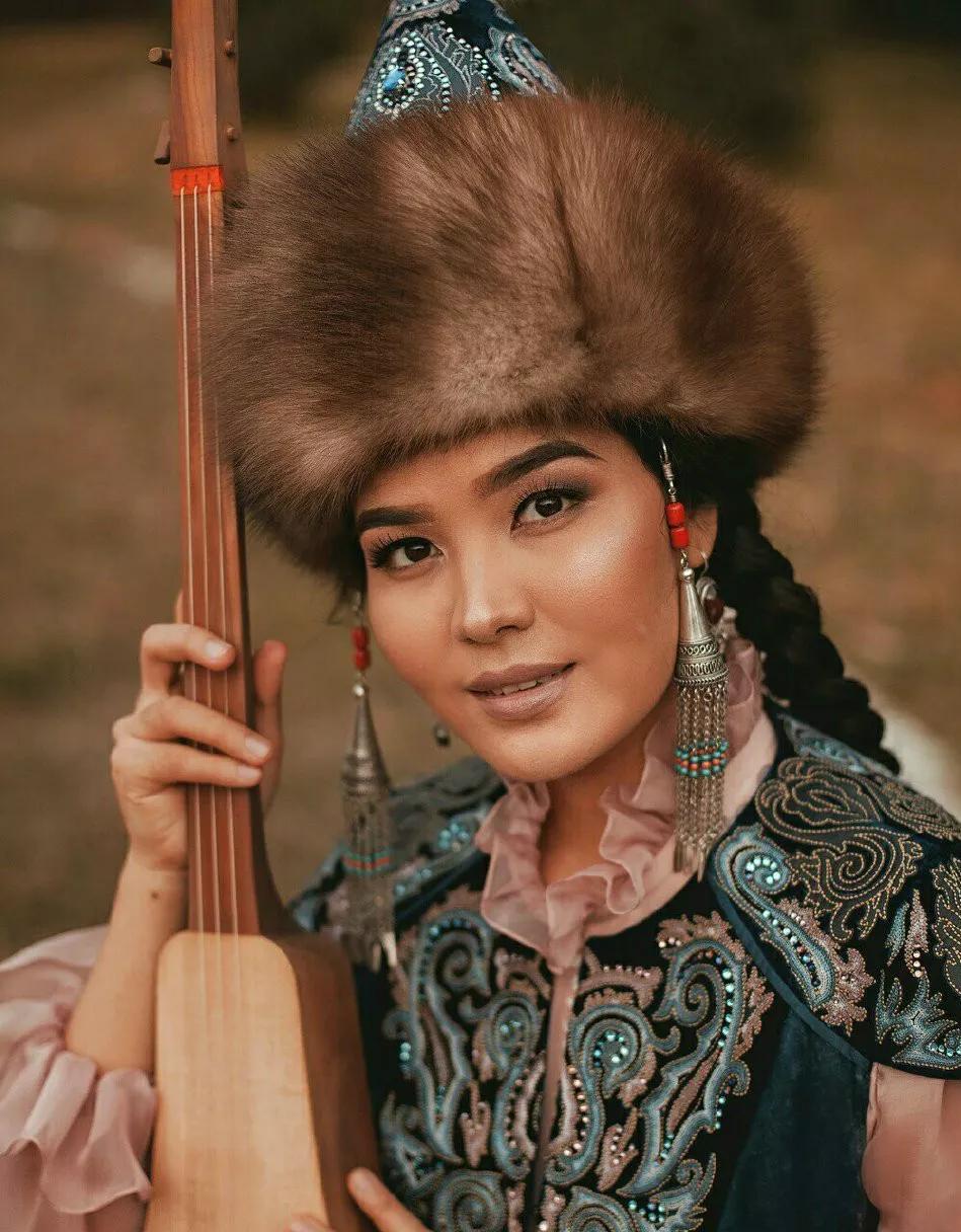 柯尔克孜族图片 少女图片