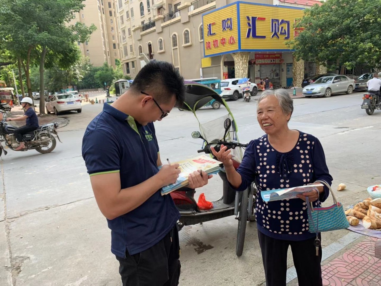 皂液时代地推之王进小区