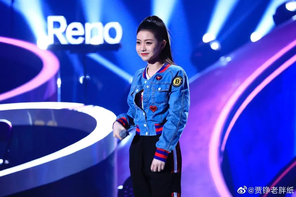 21岁宜兴女孩贾铮凭什么登上中国好声音所谓一夜成名不过是百炼成钢