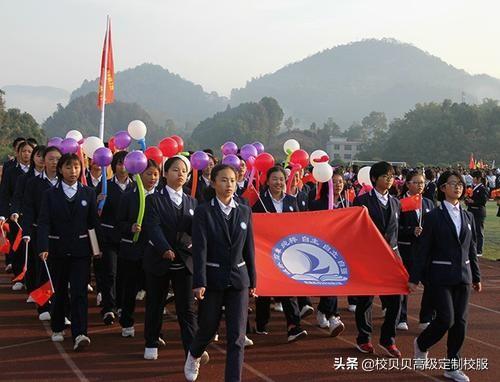 你知道吗,在恩高奋斗的激情日子,校服是沉默的见证者_恩施