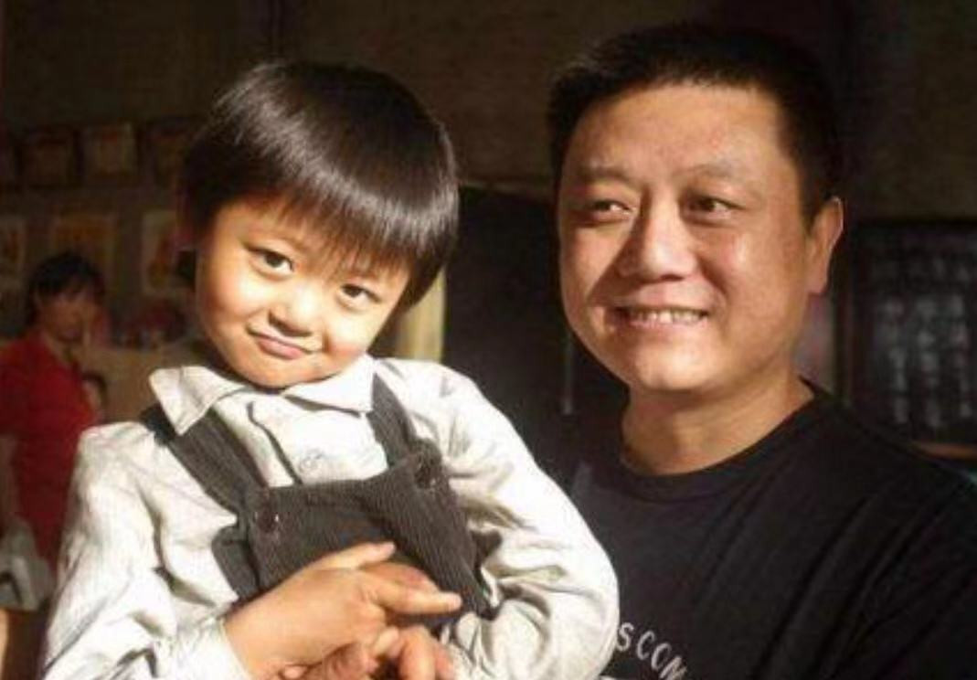 他是演技最好童星,5岁提名戛纳6岁提名金马,今20撞脸王俊凯_董博文