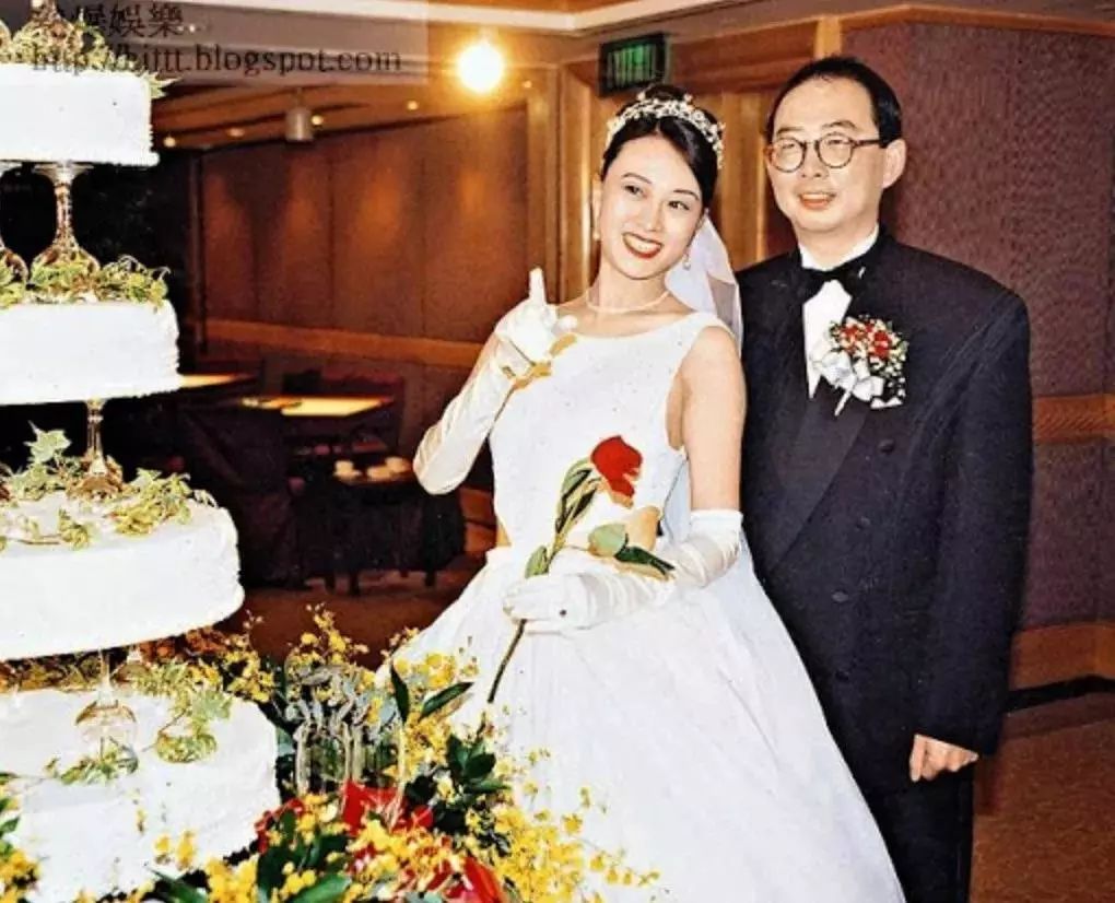 朱慧珊对老公的身份讳莫如深,只是说普通商人.