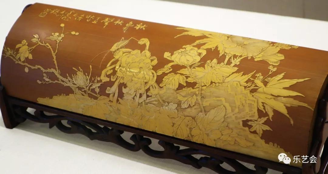 妙手削轻筠白士风白雪飞父女常州博物馆留青竹刻艺术展上