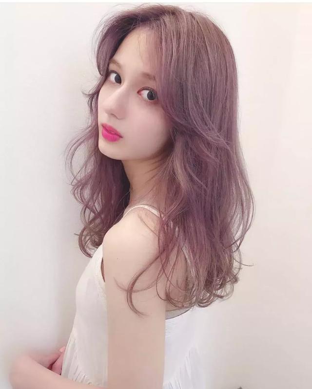 圆脸这样剪修饰脸型又减龄