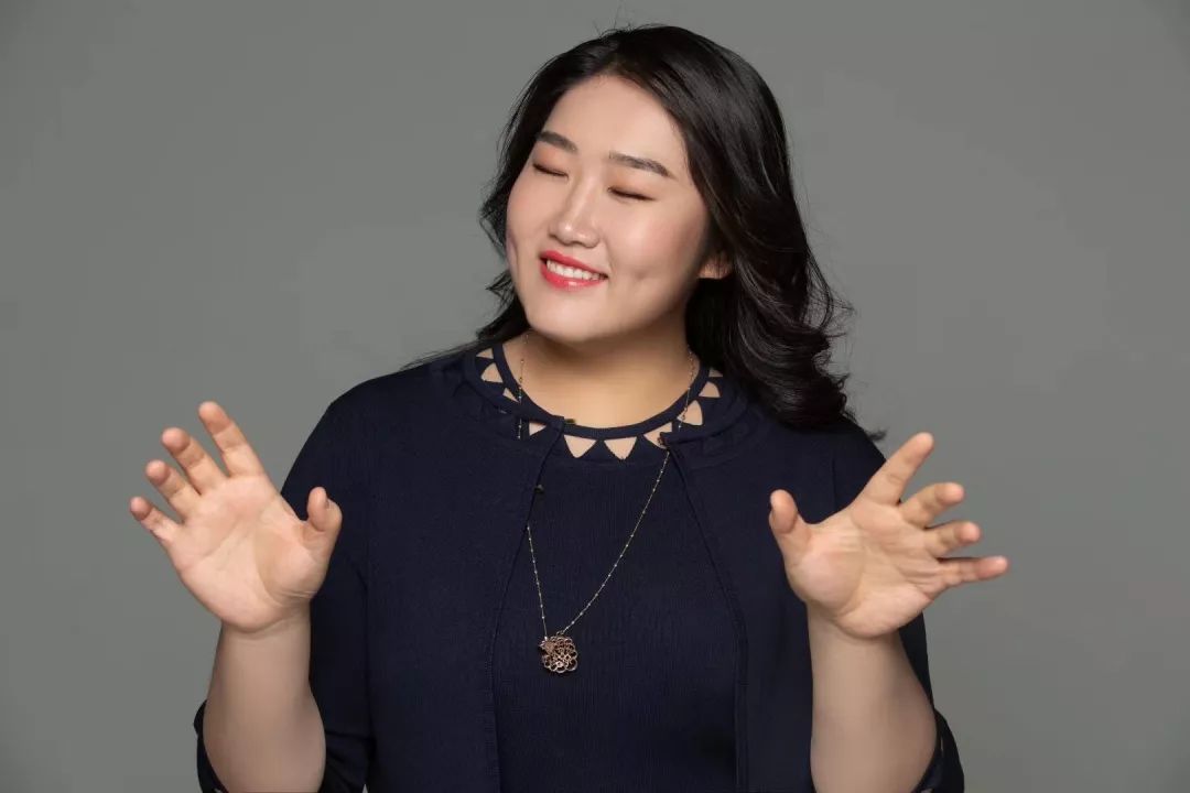 明日有戏进入田佳鑫的钢琴世界用音乐开启一段静雅的时光