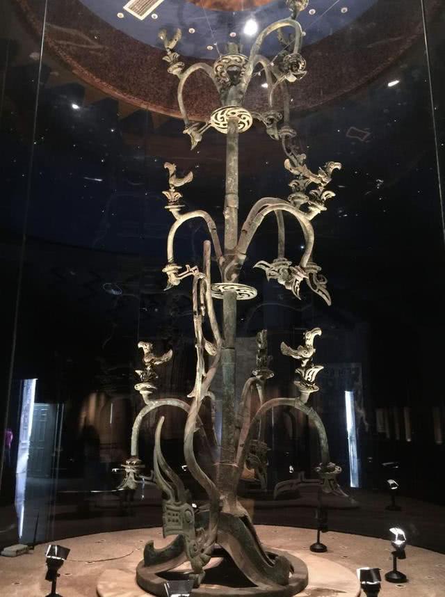 萨满宇宙中的通天神树——三星堆青铜树是扶桑、若木还是建木?-搜狐大视野-搜狐新闻
