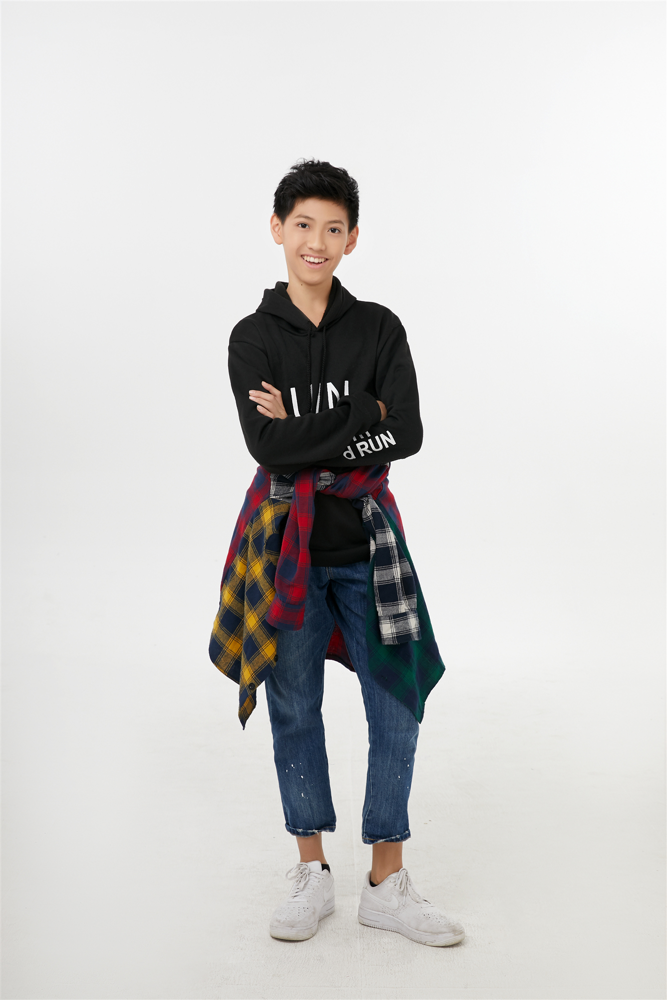 熹文娱乐王烨森纵是满天星光我自不慌不忙