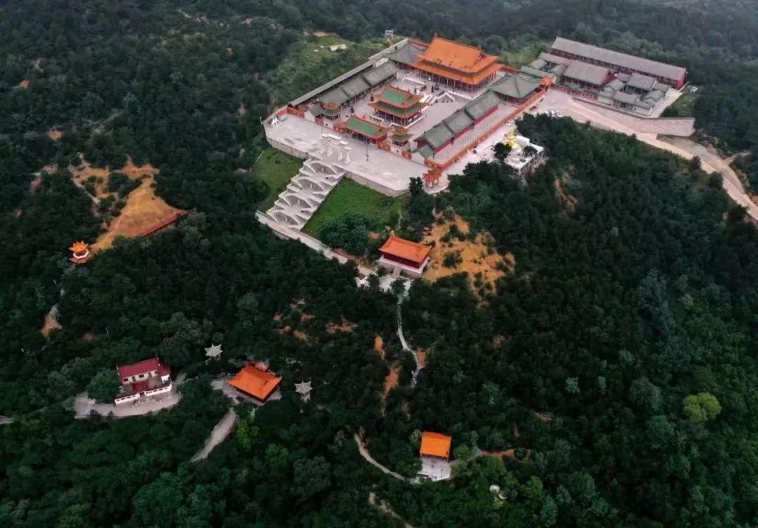 全国媒体航拍大师飞瞰大美和顺,一起领略太行之巅的壮美风光_和顺县