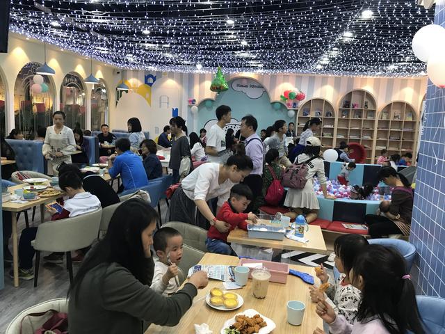 为爱加分 考拉小厨亲子餐厅满满都是爱