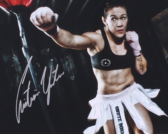 机械婆与白大拿解约获自由身one冠军赛会是她的归宿吗