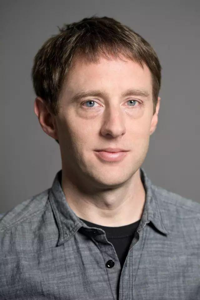 安全领域的新闻从业人员自此,波尔森与自己的犯罪生涯彻底告别andrew