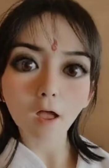 明星纷纷晒出新晋网红哪吒头特效谢娜最搞笑林志颖的最帅