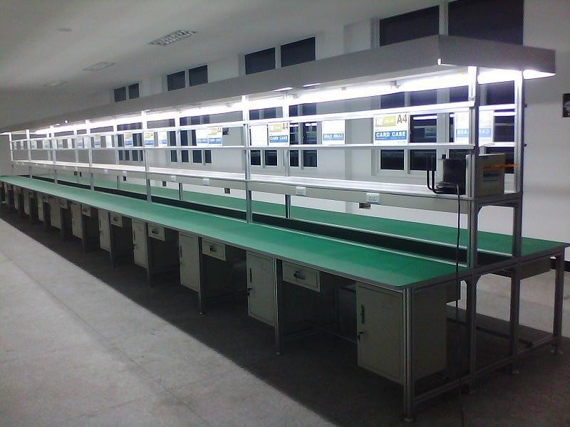 铝型材工作台有多功能的,防静电的,或者双排的,单排的等等,这些工作台