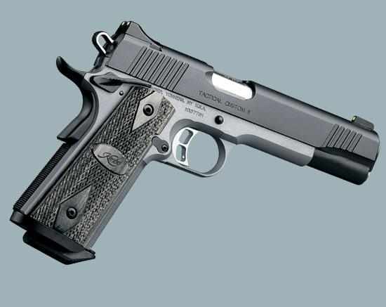 但不同的是,kimber的击针保险是用握把保险打开,而不是用扳机打开