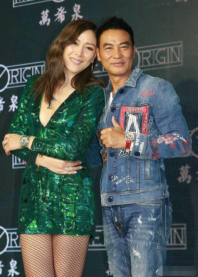 原创大气!任达华妻子活动透露华哥近况,直接拒绝了主办方的赔偿