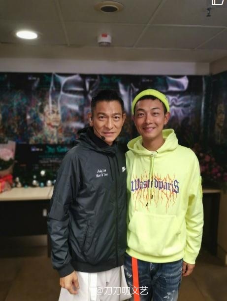 够刚香港演员梁烈唯表达爱国立场致敬八一获赞三观正