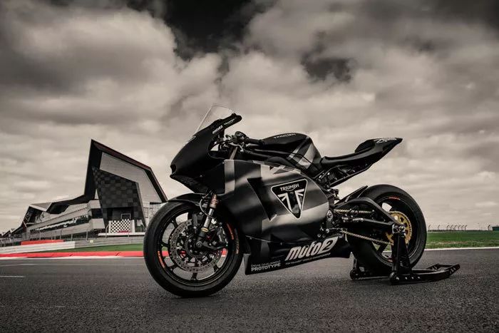 moto2之魂限量市售仿赛triumphdaytonamoto2765