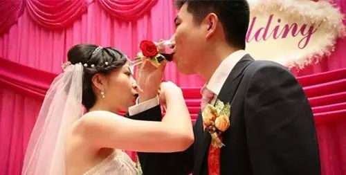 32岁男子娶新婚妻子,洞房时心梗突发,医生:这事再激动也要忍忍