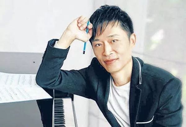 为你我用了半年的积蓄漂洋过海地来看你穷逼就不要谈恋爱了