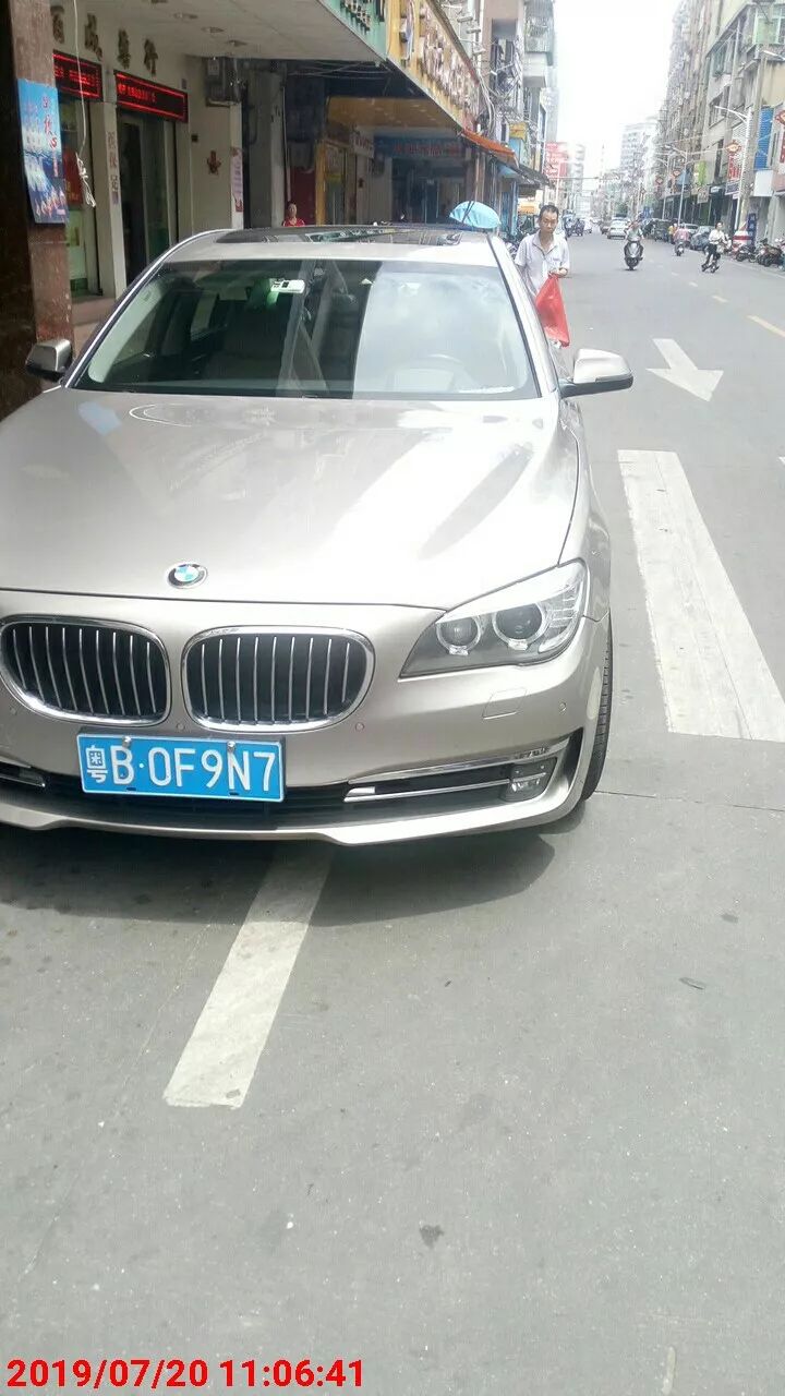 汕尾市区这些豪车被曝光了!_车牌号码