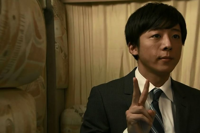 每一条褶子都会演戏演员生涯30年的高桥一生如何成就一个不被讨厌的