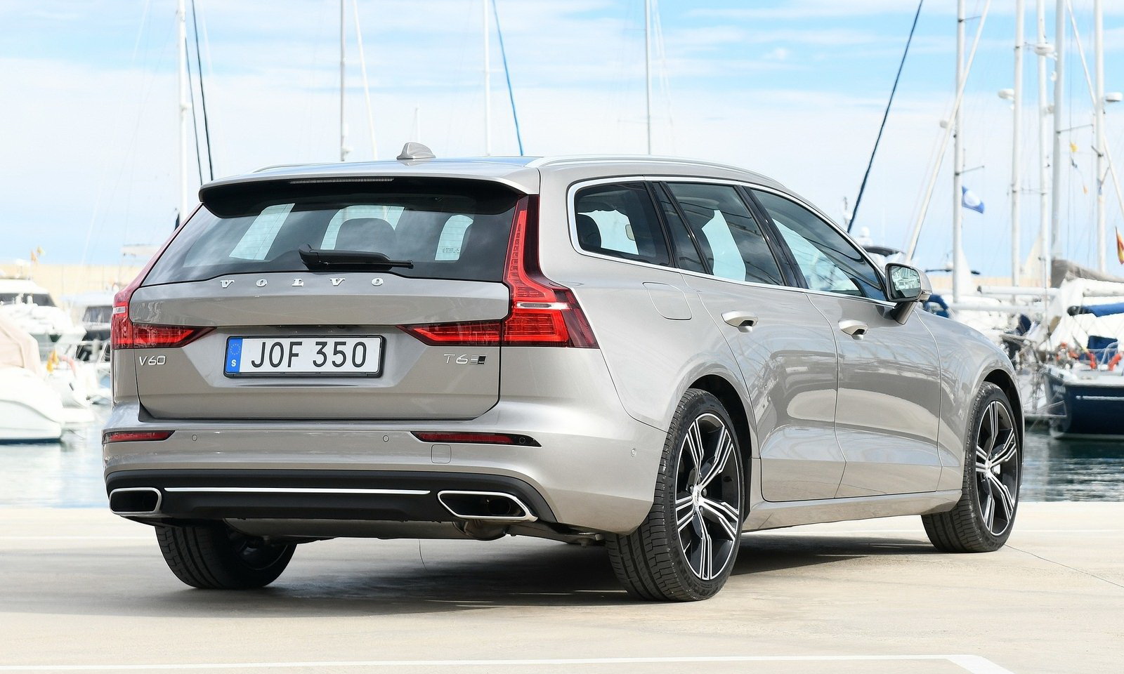 沃尔沃全新v60正式上市售33994399万元