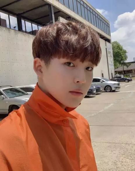 想耍帅又怕显黑?那就试试这3款发型,显白又时髦