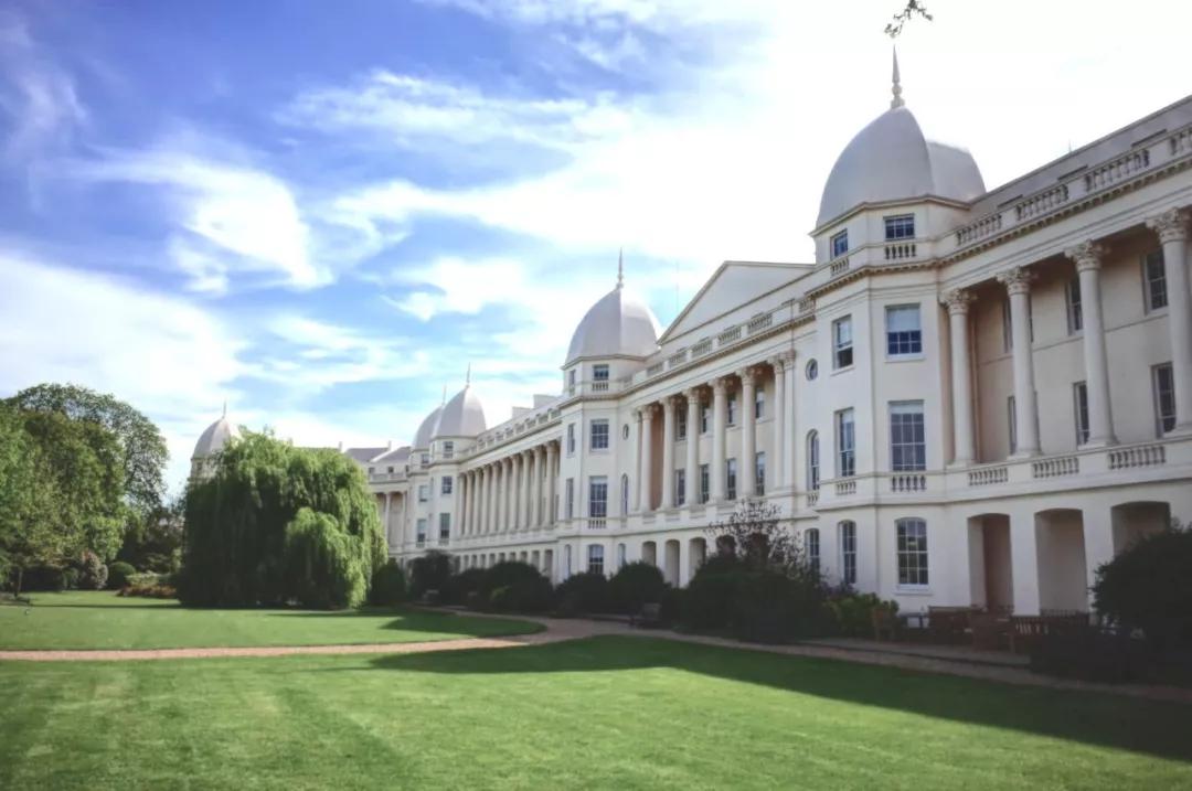 伦敦商学院optionalessay写作思路精析