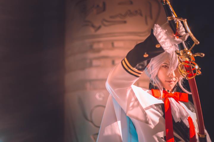 cos正片-炽天使第七始祖费里德.巴特利,绝美的妖孽吸血鬼贵族