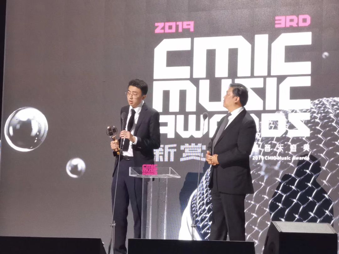 (点击放大,上下滑动查看更多)达人艺典创始人,专辑录音制作人刘达出席