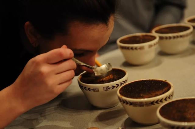 为什么说喝咖啡是学习精品咖啡的核心能力