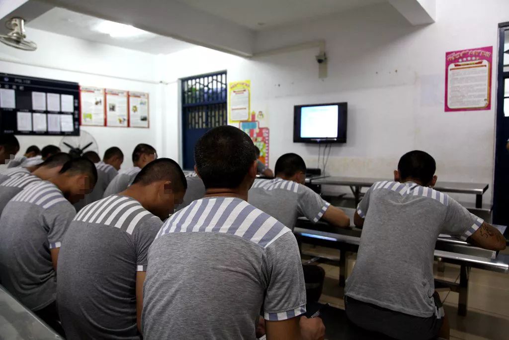 没有走进高墙就无法体会失去自由的滋味