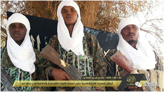 分子的影像昨天,基地组织支持的效忠于伊斯兰国的圣战组织"伊斯兰人民