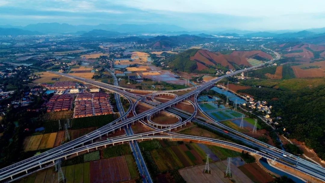 每日一图 | 这条高速让湖州全市境内公路交通圈缩短为半小时_安吉孝