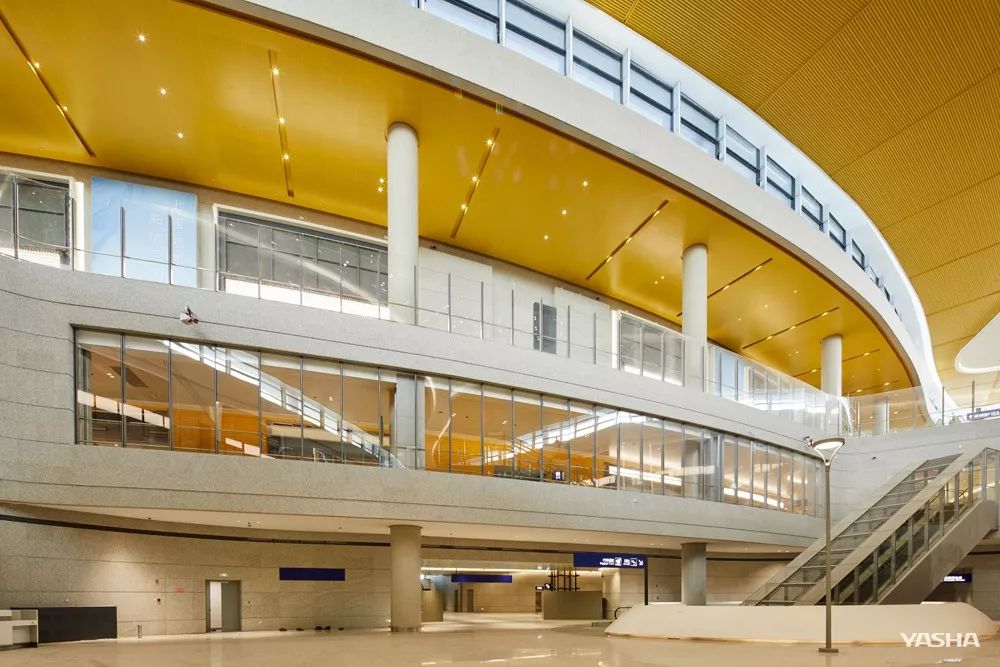 亚厦旗下上海蓝天再次助力浦东机场世界最大单体卫星厅工程