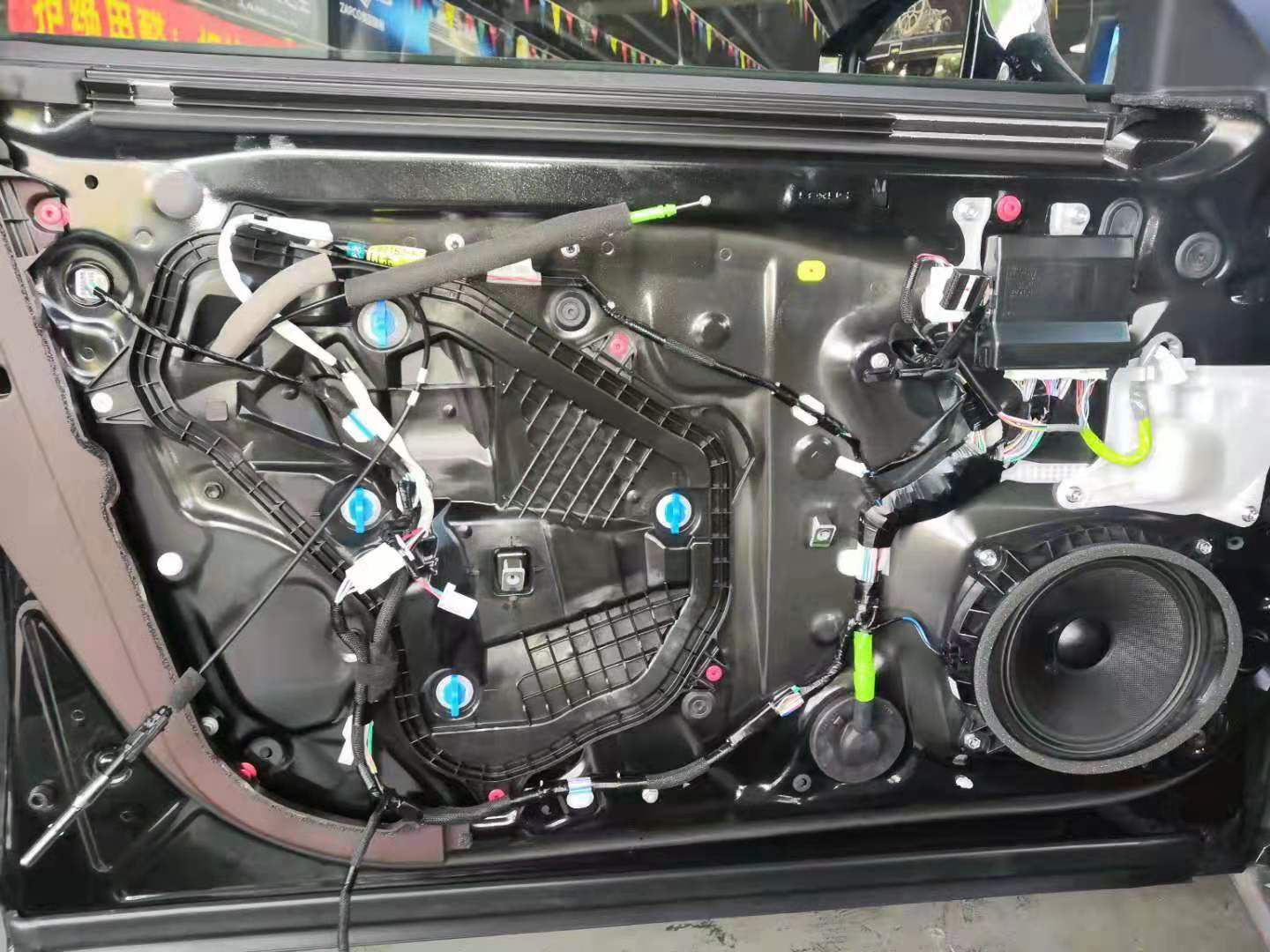 雷克萨斯ls500h音响全面升级给人遐想的空间